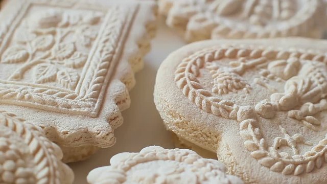 Rotation Patterned Cookies