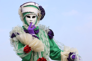 Obraz premium Masque vénitien : larve ou molto. Venetian mask: larva or molto.