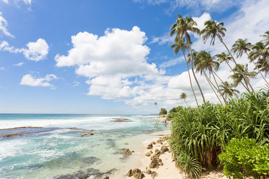 Koggala Beach, Sri Lanka - Feeling free while relaxing at the beatiful landscape of Koggala Beach