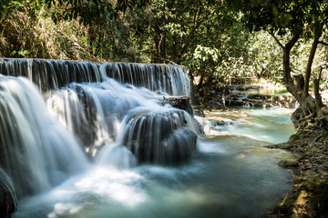 Fototapeta premium Kuang Si Waterfalls