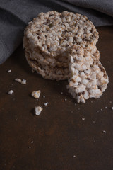 Crispy dietary bread.