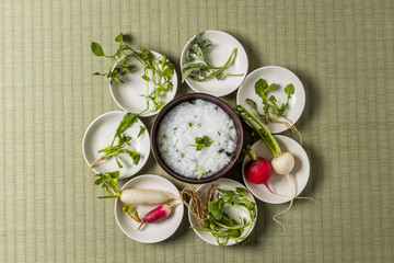 山菜粥　七草粥　Wild grass porridge Japanese food