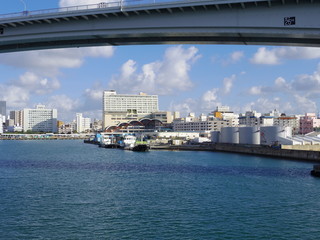 沖縄那覇・泊港