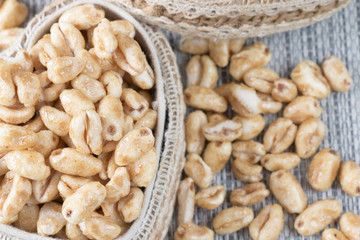 cereales en cajita en forma de corazón 