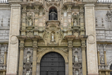 Obraz premium Facade of the Basilica Cathedral of Lima, Peru