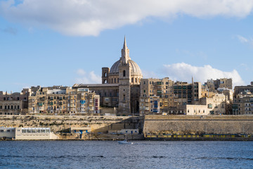 Obraz premium Cityscape of Valletta the capital of Malta across the Marsamxett Harbour