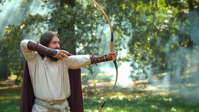 Dacian man with bow, slow motion
