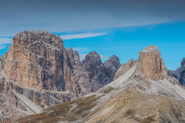 Fototapeta premium beautiful italien dolomites, south tyrol and italien alps scenery, tre cime di lavaredo 