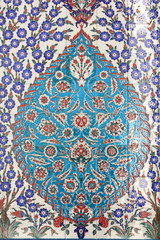 Fleurs. Mosaïques. Mosquée Sheikh Zayed. 1995. Abou Dhabi. / Sheikh Zayed Mosque. 1995. Emirate of Abu Dhabi.