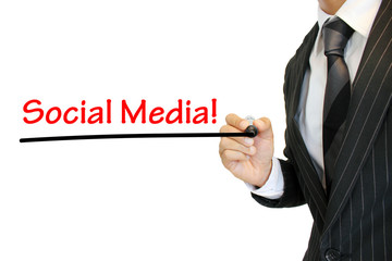 “Social Media Strategy” SNS戦略を強調 written by a young businessman 