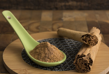 cinnamon spice - Cinnamomum verum
