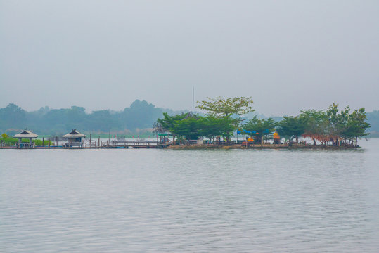 Tilok Aram temple in Kwan Phayao lake