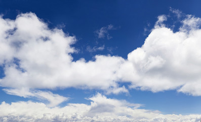 Naklejka na ściany i meble Beautiful cloudscape in the sky