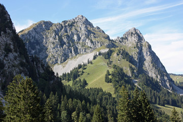 Fototapeta na wymiar Grosser Mythen, Swiss Alps