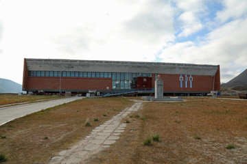 Obraz premium Main Squae of PYramiden city at Svalbard