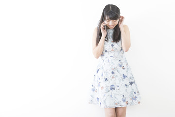 女性・スマートフォン