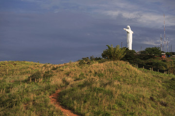Fototapeta na wymiar The Statue of Christ the King (Cristo del Rey) in Santiago de Cali, Valle de Cauca, Colombia