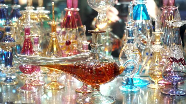 4K view of colorful glass lamps and souvenirs at the Grand Bazaar. Istanbul, Turkey.