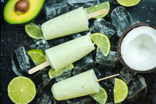 Avocado,lime and coconut healthy trendy popsicles