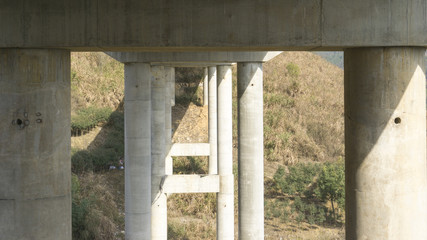 Fototapeta premium Symmetrical beauty of the bridge