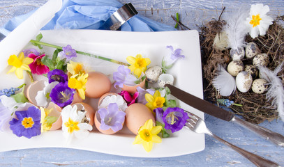 Frühlingserwachen, Gastfreundschaft, Frohe Ostern: Einladung zu buntem Osterfrühstück mit Früchten :)