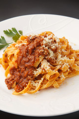 フェットチーネミートソーソース