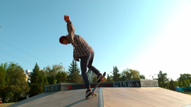 Man skateboarding, slow motion