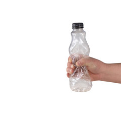 zgnieciona butelka z plastiku - obrazy, fototapety, plakaty