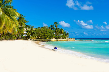Dover Beach - tropical beach on the Caribbean island of Barbados. It is a paradise destination with a white sand beach and turquoiuse sea. - obrazy, fototapety, plakaty