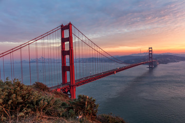 Fototapeta na wymiar Famous Golden Gate Bridge at sunset,, San Francisco USA