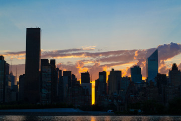 Fototapeta na wymiar Skyline of the east side of midtown Manhattan at sunset