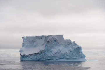 Fototapeta na wymiar Iceberg in Antarctic sea