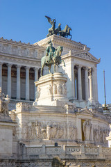 Fototapeta premium Il Vittoriano - National Monument to Victor Emmanuel II in Rome, italy