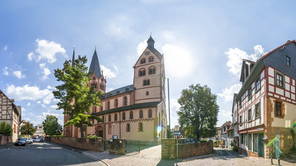 Fototapeta na wymiar Gelnhausen, Kirche 