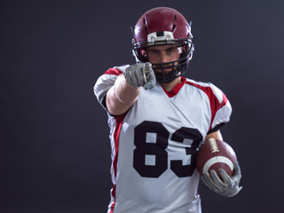 American football player pointing