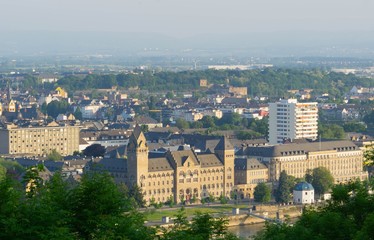 Fototapeta na wymiar Preußische Regierungsgebäude Koblenz von oben
