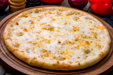 Pizza Quattro formaggi