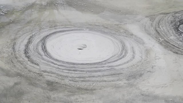 地獄めぐり　鬼石坊主地獄