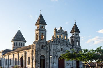 Fototapeta na wymiar Église de Guadalupe, Granada, Nicaragua