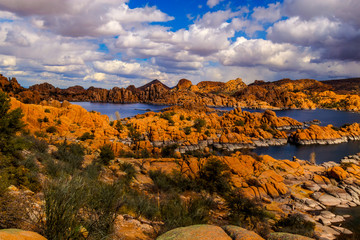 Fototapeta premium This is Watson Lake in the beautiful Granite Dells of Prescott, Arizona. This is a very well known birding, hiking, sailing, and boating area.
