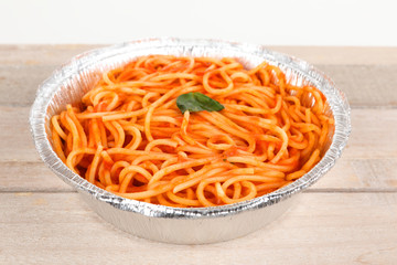 Nudeln in Tomatensoße
