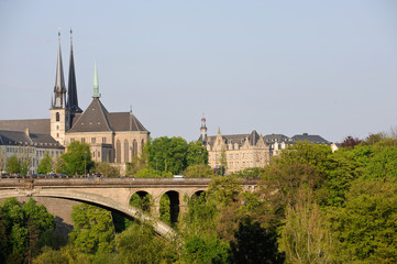 Obraz premium Luxembourg paradis fiscal taxe impots 