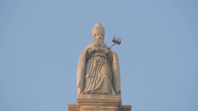 Zoom in view of a saint statue