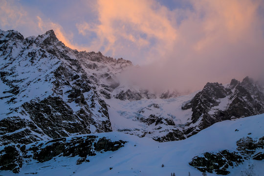 Winter Alps mountain sunset , Italy, Cervinia © Александра Голубцова