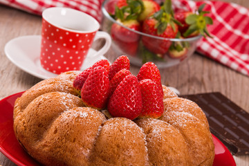 Strawberry cake. 