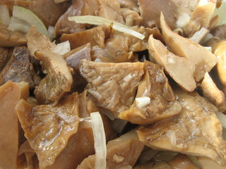 Mushrooms are red. Mushrooms with onion and oil.