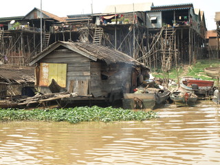 River view, Kampong Khleang, Cambodia (B)