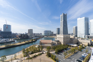 横浜風景・青空・再開発が進む桜木町駅前　2018年