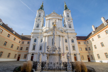 Obraz premium Piaristenkirche Maria Treu in Wien, Österreich