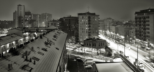 Milano con la neve in bianco e nero
